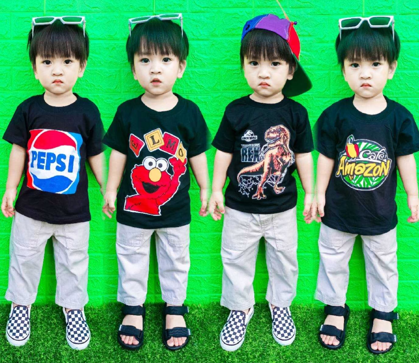 เสื้อยืดสีดำ ลายการ์ตูนที่เด็กๆ ชอบ